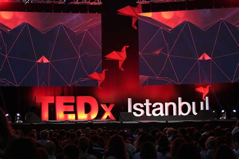  Der TEDx İstanbul Aufruf zur Menschlichkeit: Wie Xatun Tekinel die Welt aufforderte, das Eigene zu hinterfragen